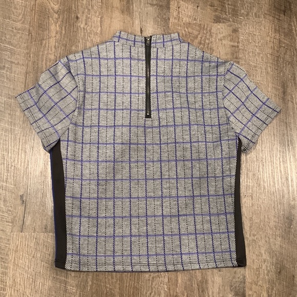 Plaid Mock Neck Crop Top - Picture 2 of 3